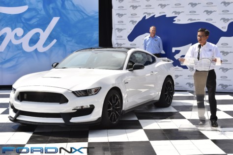 mustang-is-dressed-for-success-in-nascar-cup-series-racing-next-year-2018-08-10_16-19-24_176140