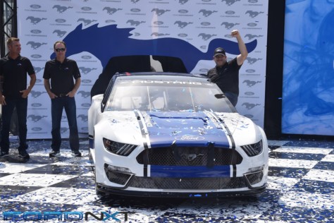 mustang-is-dressed-for-success-in-nascar-cup-series-racing-next-year-2018-08-10_16-22-42_366908