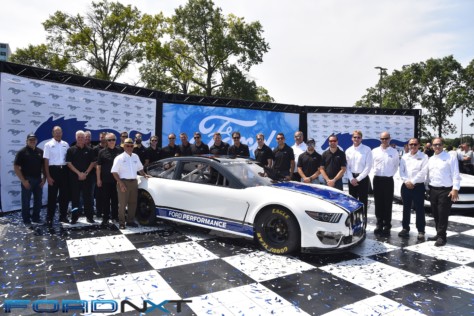 mustang-is-dressed-for-success-in-nascar-cup-series-racing-next-year-2018-08-10_16-24-29_450962