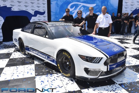 mustang-is-dressed-for-success-in-nascar-cup-series-racing-next-year-2018-08-10_16-25-24_961876