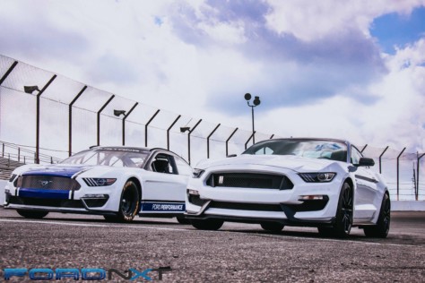 mustang-is-dressed-for-success-in-nascar-cup-series-racing-next-year-2018-08-10_16-28-19_541525