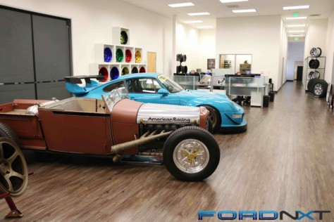 take-a-tour-of-the-american-racing-wheels-showroom-2018-08-30_01-39-07_144758