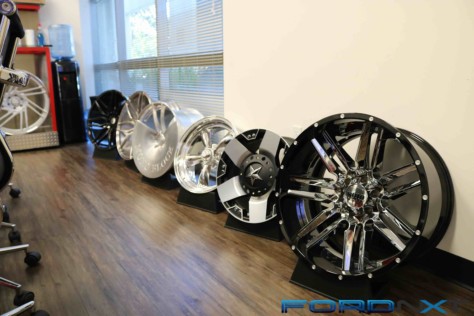 take-a-tour-of-the-american-racing-wheels-showroom-2018-08-30_01-43-50_499205