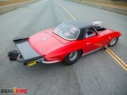 the-bad-bull-shannon-pooles-1964-corvette-red-bull-2018-08-23_11-45-03_842742