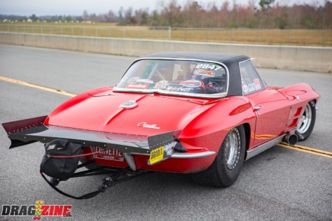 the-bad-bull-shannon-pooles-1964-corvette-red-bull-2018-08-23_11-45-44_071646