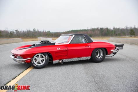 the-bad-bull-shannon-pooles-1964-corvette-red-bull-2018-08-23_11-46-40_489410