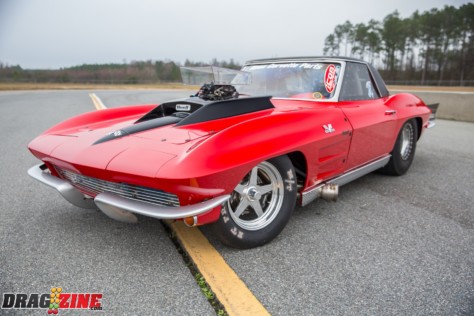 the-bad-bull-shannon-pooles-1964-corvette-red-bull-2018-08-23_11-47-12_557866