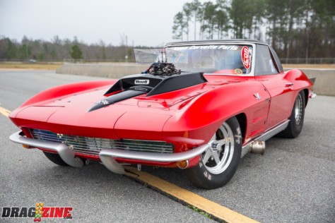 the-bad-bull-shannon-pooles-1964-corvette-red-bull-2018-08-23_11-47-46_582989
