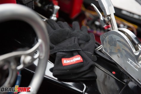 the-bad-bull-shannon-pooles-1964-corvette-red-bull-2018-08-23_11-49-05_897354