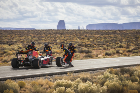 video-watch-this-f1-car-drive-across-america-2018-08-08_17-45-02_028831