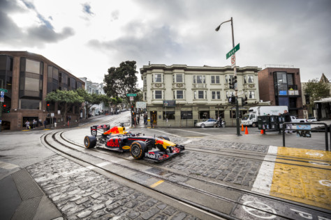 video-watch-this-f1-car-drive-across-america-2018-08-08_17-45-14_994380