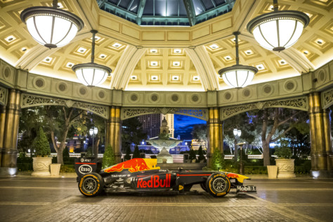 video-watch-this-f1-car-drive-across-america-2018-08-08_17-45-27_888031