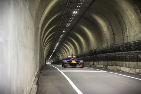 video-watch-this-f1-car-drive-across-america-2018-08-08_17-46-33_368249