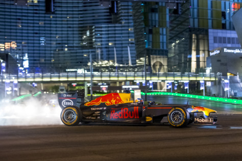 video-watch-this-f1-car-drive-across-america-2018-08-08_17-47-46_446406