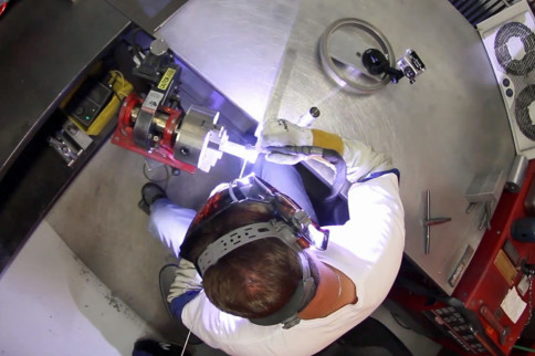 Fabrication Friday – Peterson Fluid Systems Dry Sump Tank
