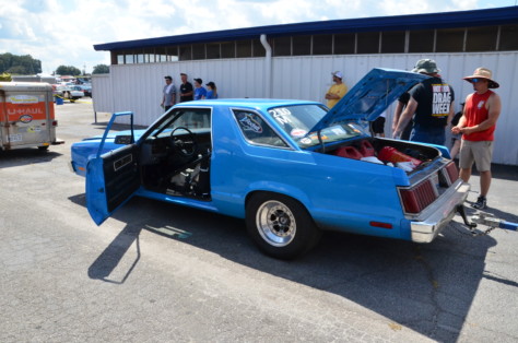fast-fords-prep-for-drag-week-2018-2018-09-16_20-55-21_220681