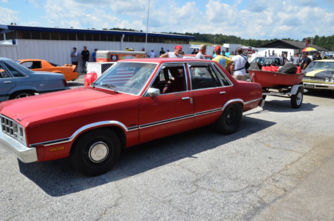 fast-fords-prep-for-drag-week-2018-2018-09-16_21-01-58_011215