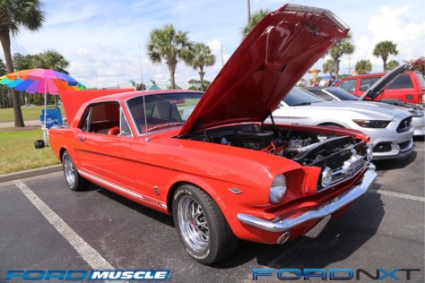 mustang-week-2018-kicks-off-with-a-gigantic-meet-n-greet-2018-09-05_03-23-53_056900