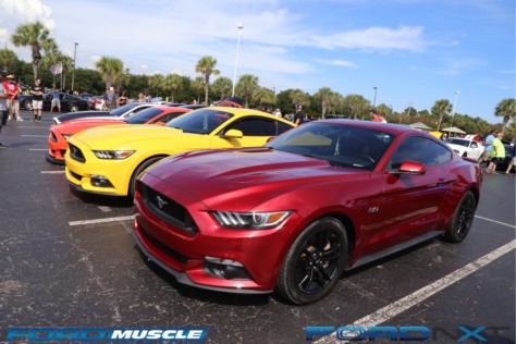mustang-week-2018-kicks-off-with-a-gigantic-meet-n-greet-2018-09-05_03-35-55_460047
