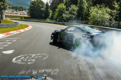 vaughn-gittin-jr-destroys-tires-for-12-miles-on-the-nurburgring-2018-09-25_17-53-08_254886