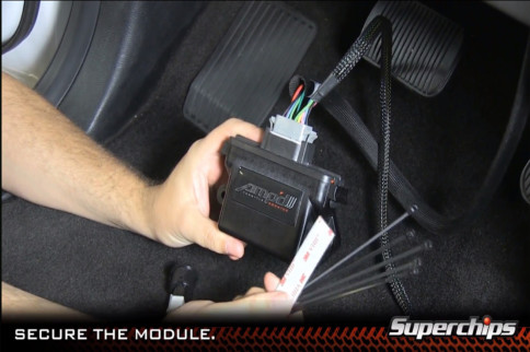 Video: Superchips Amp’d Throttle Sensitivity Booster Quick Install