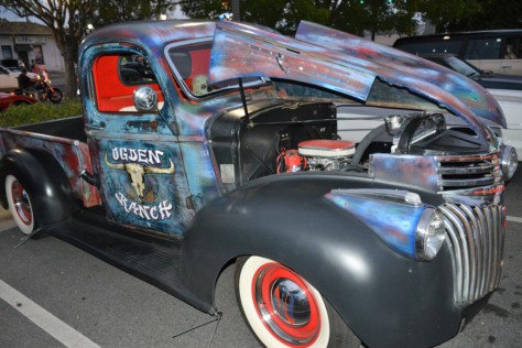 hot-rodders-cruise-into-halloween-in-3rd-annual-spooky-cruz-in-uptown-lexington-2018-10-24_17-48-02_390380