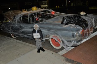 Hot Rodders Cruise Into Halloween In 3rd Annual Uptown Spooky Cruz