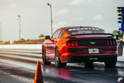 jonathan-abrantes-shows-2015-mustang-at-fl2k18-2018-10-24_18-55-34_823846