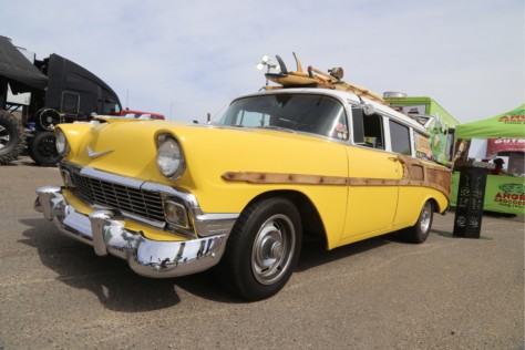 sammy-hagar-hosts-a-beach-bash-with-a-high-octane-car-show-2018-10-10_03-20-43_016417
