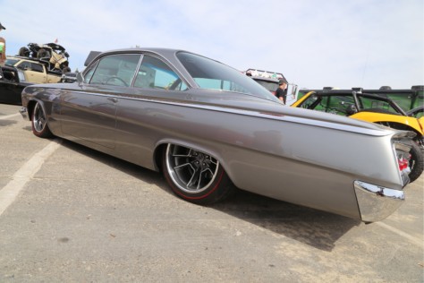 sammy-hagar-hosts-a-beach-bash-with-a-high-octane-car-show-2018-10-10_03-26-36_844173