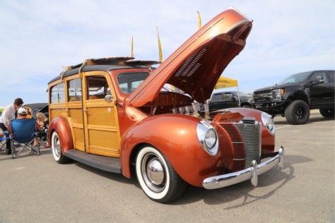 sammy-hagar-hosts-a-beach-bash-with-a-high-octane-car-show-2018-10-10_03-27-08_168878