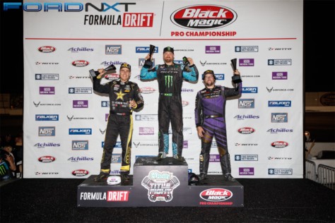 vaughn-gittin-jr-slides-to-victory-at-the-formula-drift-finals-2018-10-22_01-06-15_527677