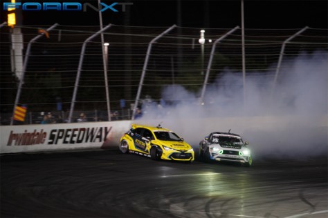 vaughn-gittin-jr-slides-to-victory-at-the-formula-drift-finals-2018-10-22_01-09-40_143902