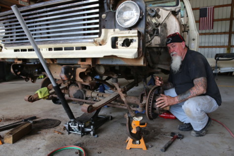 how-garage-squad-rescued-an-entire-genre-of-television-2018-11-20_01-42-42_278420