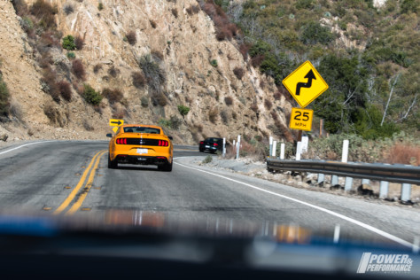 not-going-anywhere-fast-rush-hour-in-la-with-the-latest-mustang-gt-2018-11-30_00-30-31_031608