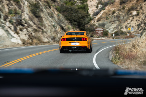 not-going-anywhere-fast-rush-hour-in-la-with-the-latest-mustang-gt-2018-11-30_00-31-06_281553
