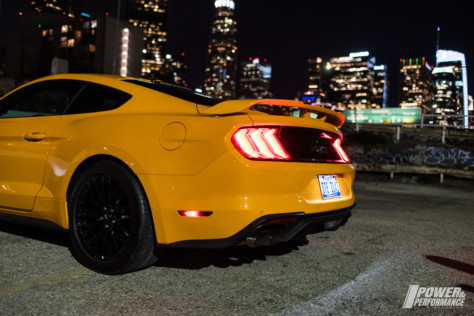 not-going-anywhere-fast-rush-hour-in-la-with-the-latest-mustang-gt-2018-11-30_01-28-04_180428