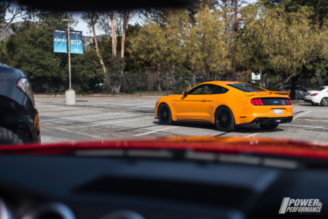 not-going-anywhere-fast-rush-hour-in-la-with-the-latest-mustang-gt-2018-11-30_01-29-06_304606