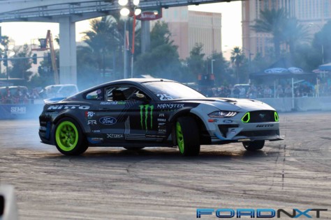 road-trip-to-sema-show-in-our-whipple-blown-2018-mustang-gt-2018-11-16_01-41-47_806845
