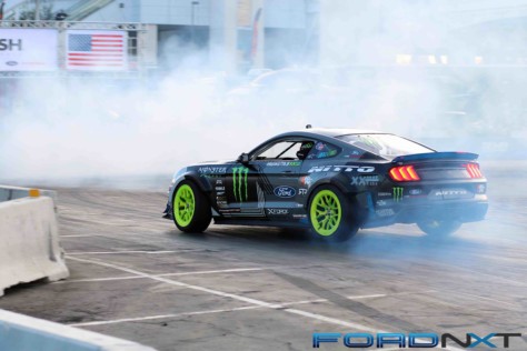 road-trip-to-sema-show-in-our-whipple-blown-2018-mustang-gt-2018-11-16_01-52-43_266404