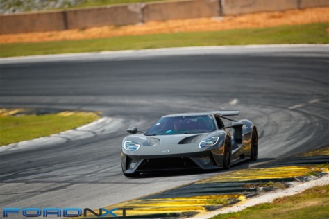 vaughn-gittin-jr-lives-the-dream-slaying-tires-in-his-custom-ford-gt-2018-11-14_02-49-12_252437