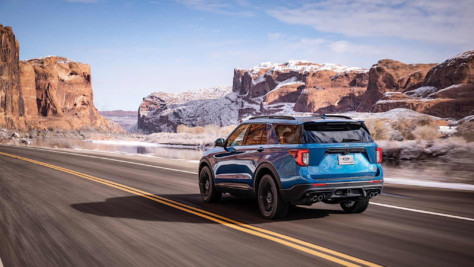 2020-explorer-st-adds-performance-to-your-next-adventure-2019-01-14_22-59-50_750582