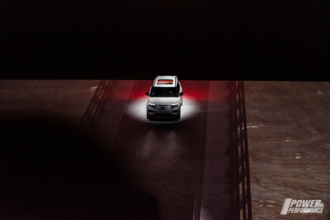 2020-ford-explorer-gets-400-horsepower-performance-st-version-2019-01-16_00-11-52_911749