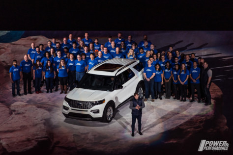 2020-ford-explorer-gets-400-horsepower-performance-st-version-2019-01-16_00-16-17_461052