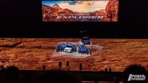 2020-ford-explorer-gets-400-horsepower-performance-st-version-2019-01-16_00-17-39_547247