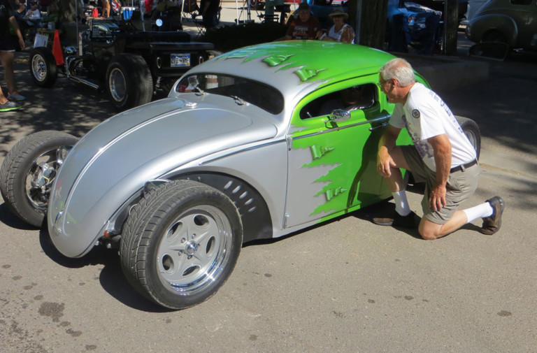 A Bugs Life: LS Swapped VW Bug Hits The Rollers With An LSA Blower