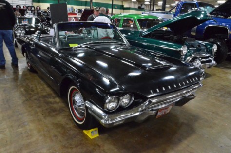 cool-fords-shake-off-the-cabin-fever-in-knoxville-2019-01-15_01-36-13_088826