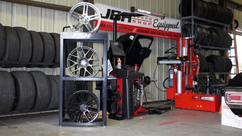 jba-speed-shop-celebrates-100th-coffee-and-cars-in-socal-2019-01-16_01-14-58_907272