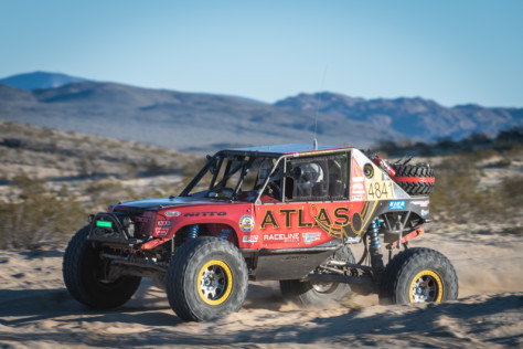 casey-gilbert-claims-4wp-emc-crown-at-koh-2019-02-13_22-59-52_892062