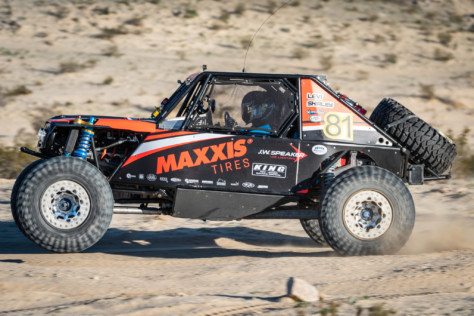 casey-gilbert-claims-4wp-emc-crown-at-koh-2019-02-13_23-00-02_680902